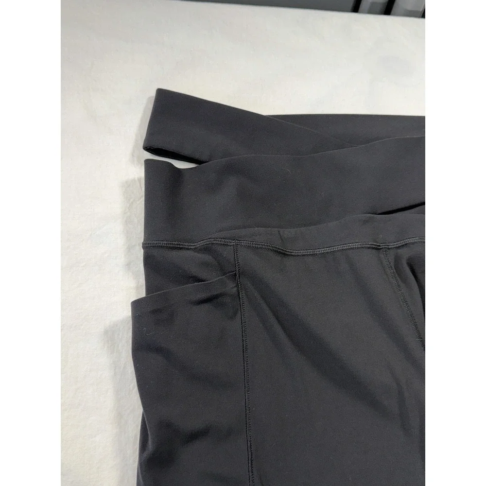 Athleta Salutation Stash Wrap Tight Black Women XL Preowned